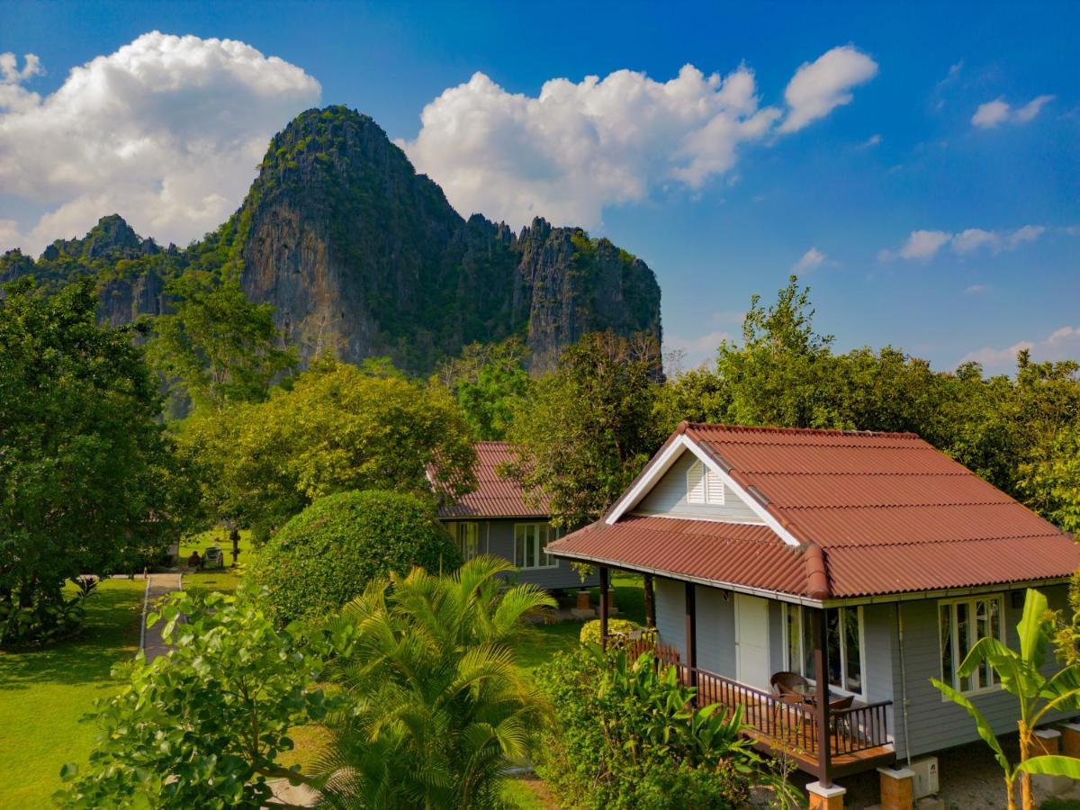 Bearlinbungalow Vang Vieng Eksteriør bilde