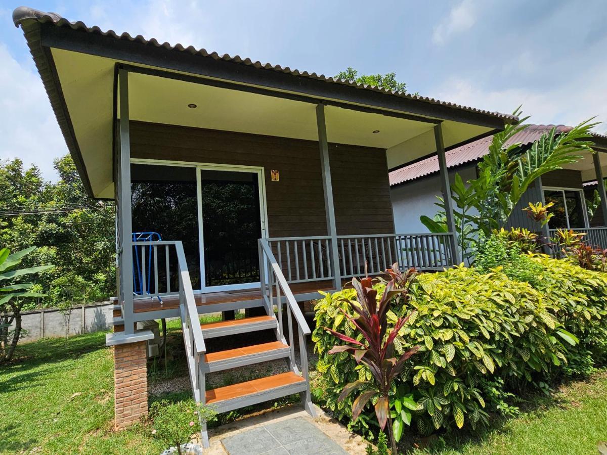Bearlinbungalow Vang Vieng Eksteriør bilde