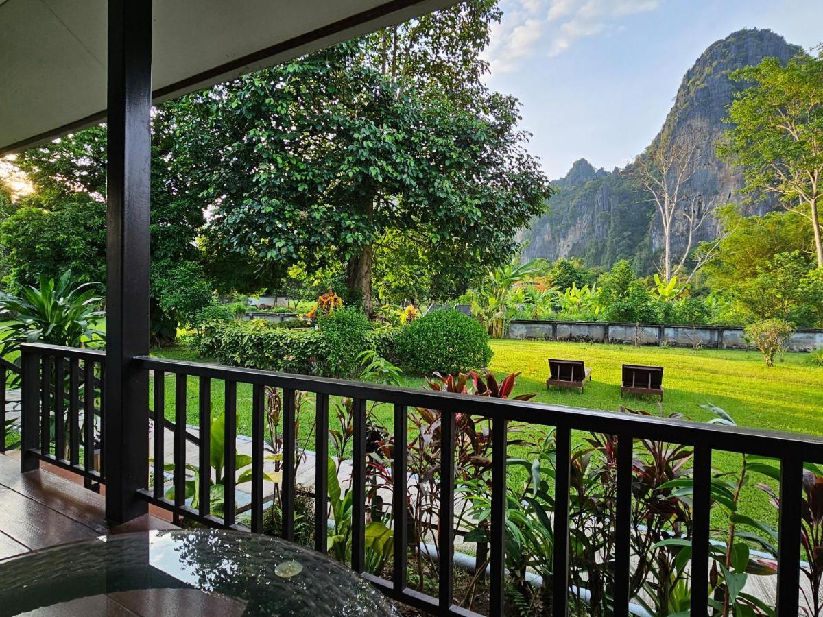 Bearlinbungalow Vang Vieng Eksteriør bilde