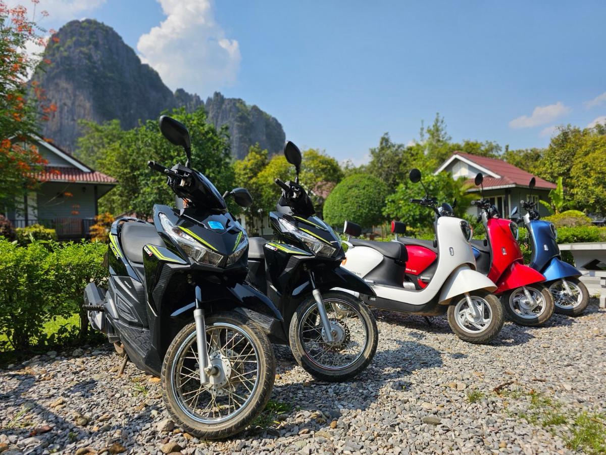 Bearlinbungalow Vang Vieng Eksteriør bilde